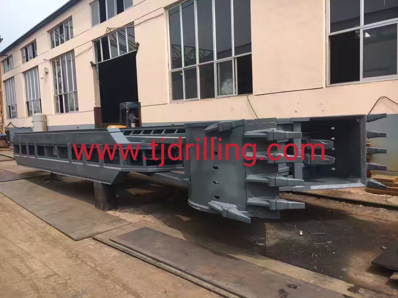 1000mm Mechanical Diaphragm Wall Grabs Used Lieb-Herr HD855 Crane for Construction of Diaphragm Wall Pile