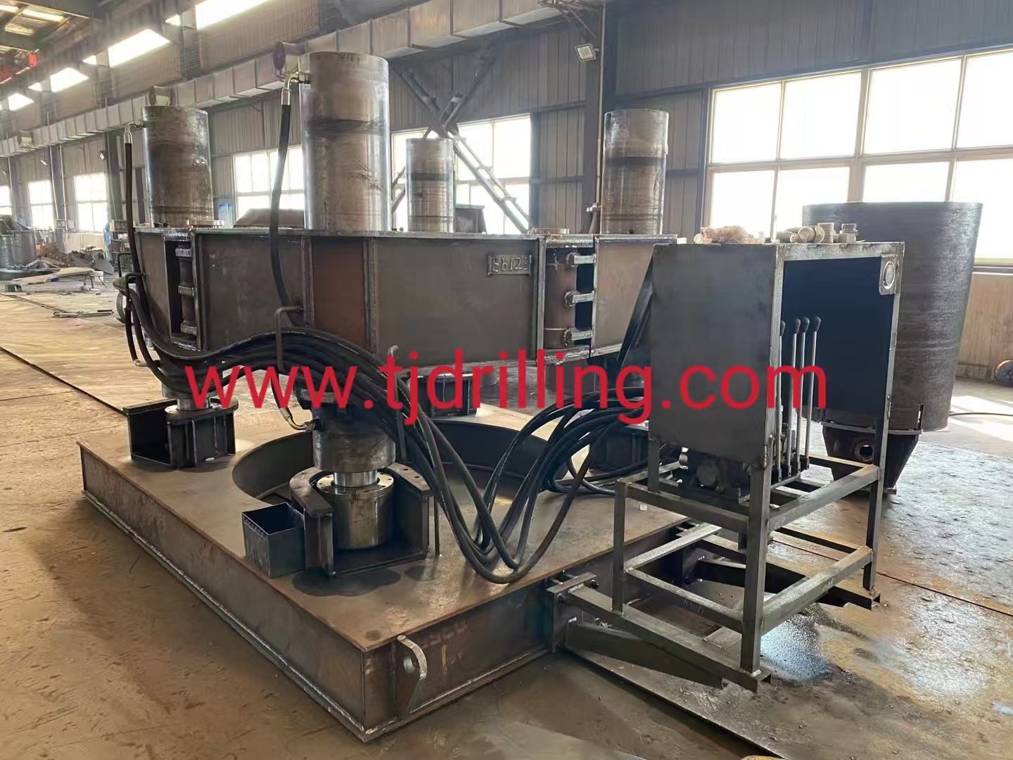 2000mm Hydraulic Casing Puller with Electricity Motor Power Pack for Pull out Secant Pile Double Wall Casing Fore Bored 