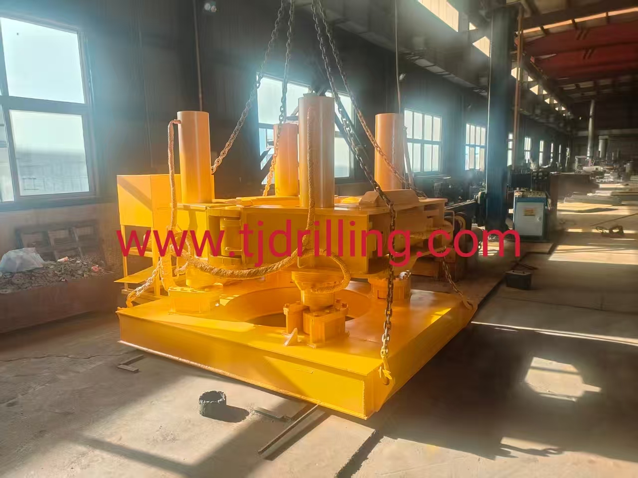 1200mm Hydraulic Casing Extractor with 1000mm Reduction Insert Used for Pull out Od1200mm Double Wall Casing During Seca