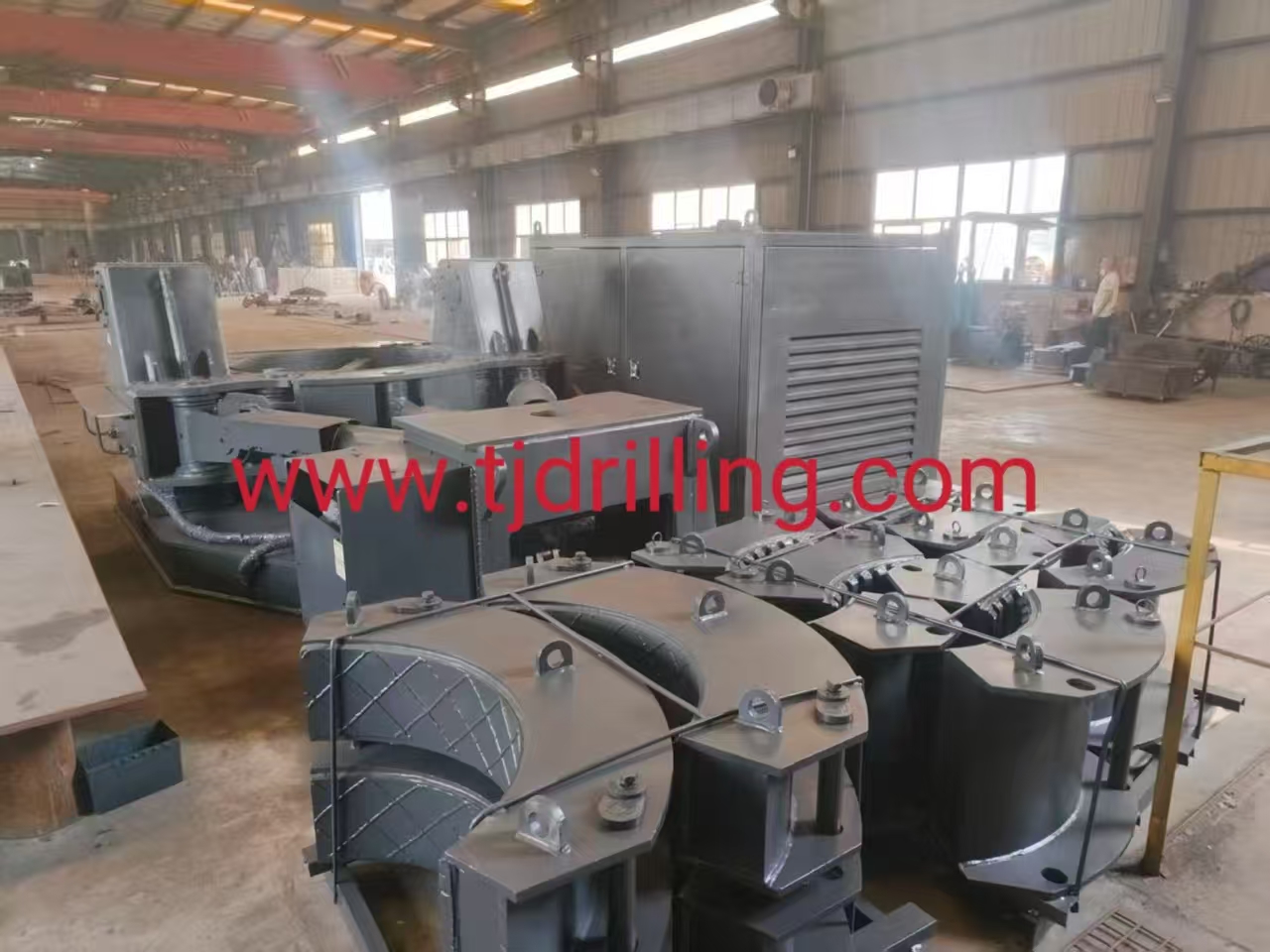 1300mm Hydraulic Casing Oscillator Foundation Rigs Type with Euro Tier5 Emissions Diesel Engine Power Pack