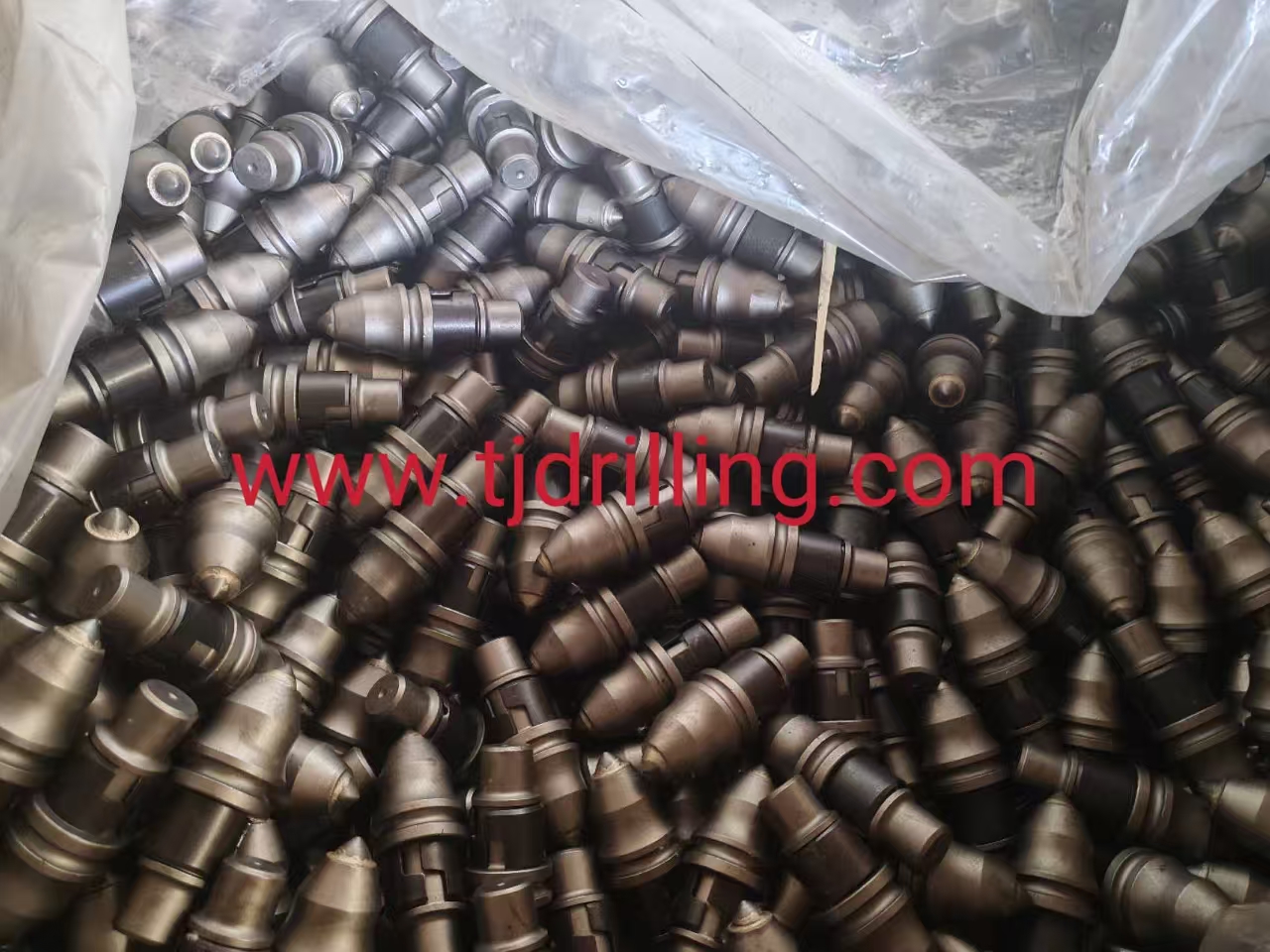 Round Shank Chisel B47K22h Used on Rock Drilling Bucket for Bored Pile Foundation Work