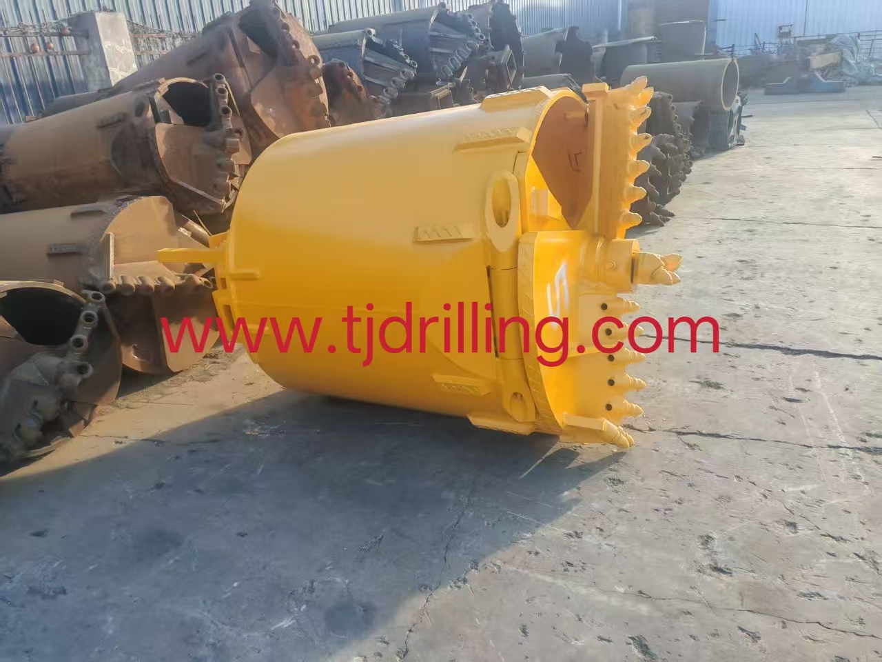 1500mm Bored Pile Rock Drilling Bucket with Round Shank Chisel B47K22h for Soilmec Sr65 Rig