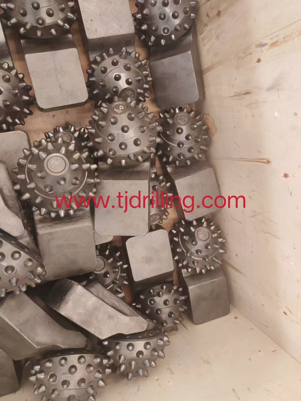 RM 8 1/2 inch single roller bit used for roller bit core barrel match bauer-bg28 rig