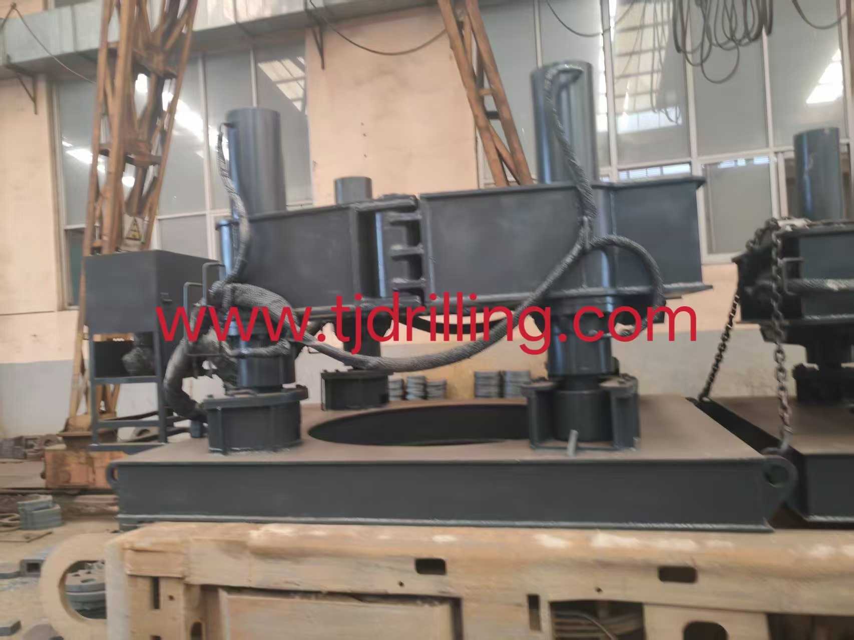 1500mm Hydraulic Casing Extractor with Electricity Motor Power Pack Used for Secant Pile Foundation Work
